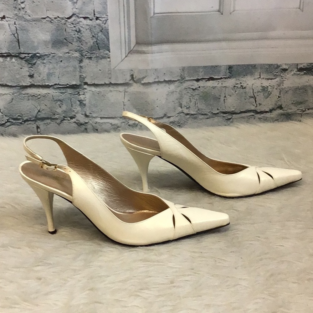 Stuart Weitzman Heels Size 7 - image 1